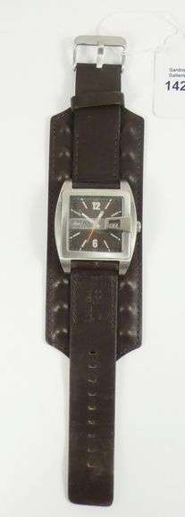 MEN'S DESIGNER QUARTZ WRISTWATCH