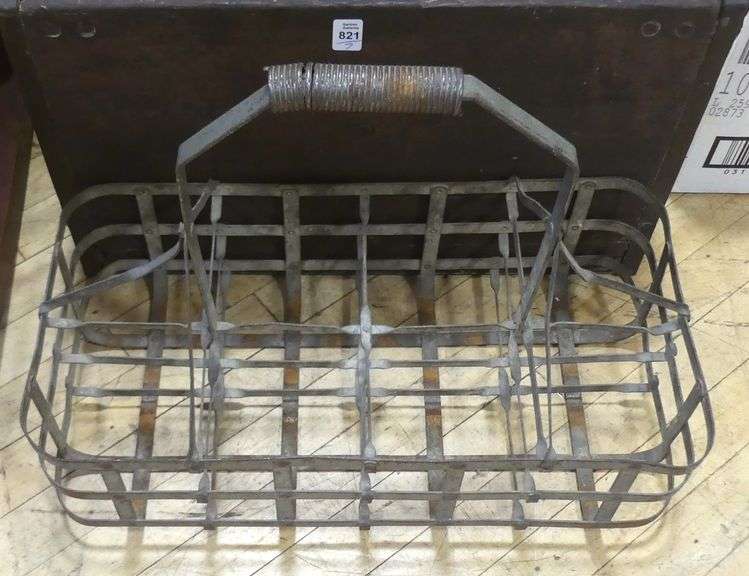 MILK CRATE WITH BOTTLES AND CARRIER