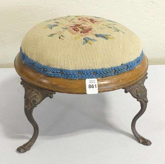 NEEDLEPOINT BUN FOOTSTOOL