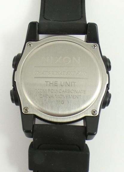 MEN'S NIXON QUARTZ WRISTWATCH