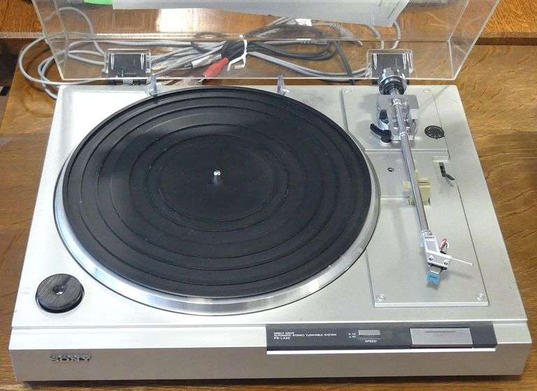 SONY TURNTABLE