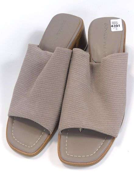 DONALD PLINER SANDALS