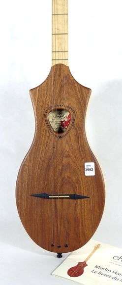 HANDMADE ACOUSTIC INSTRUMENT