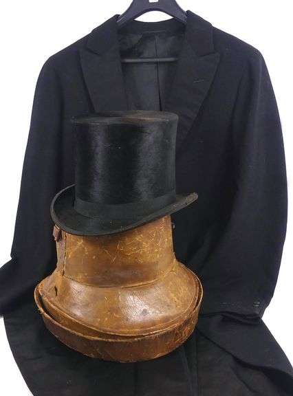 MEN'S FORMAL DRESS COAT, TOP HAT & CUFFLINKS