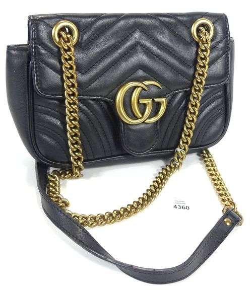 GUCCI BLACK LEATHER PURSE