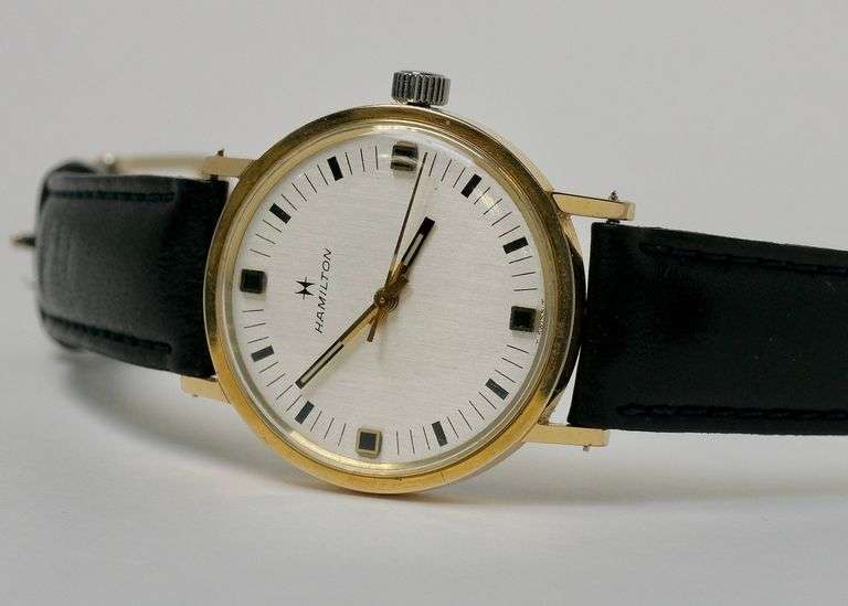 HAMILTON WRISTWATCH
