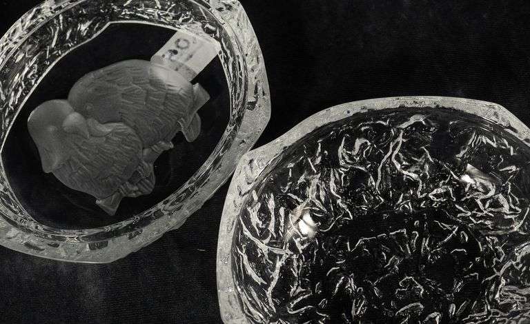 PRESSED GLASS BOWL AND DRESSER BOX