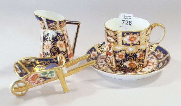 ROYAL CROWN DERBY "IMARI" BONE CHINA