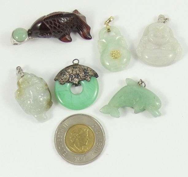 6 PENDANTS OR CHARMS