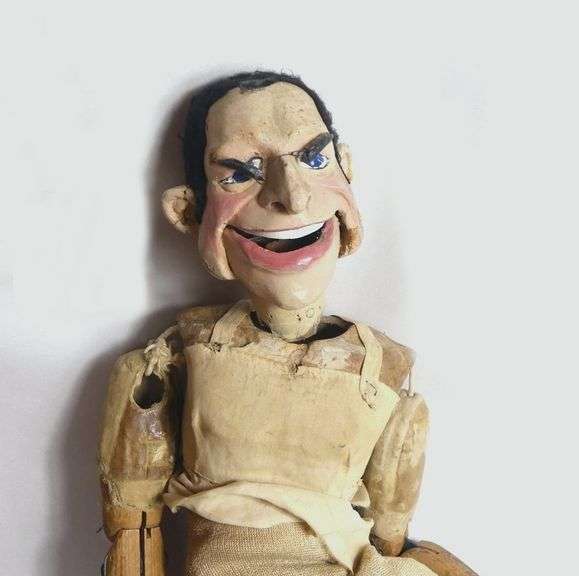 VINTAGE MARIONETTE PUPPET WITH CASE