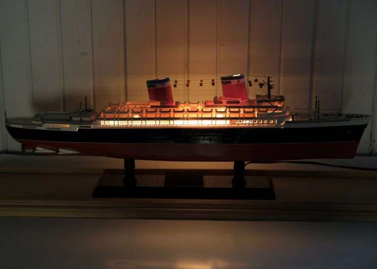 MODEL SHIP