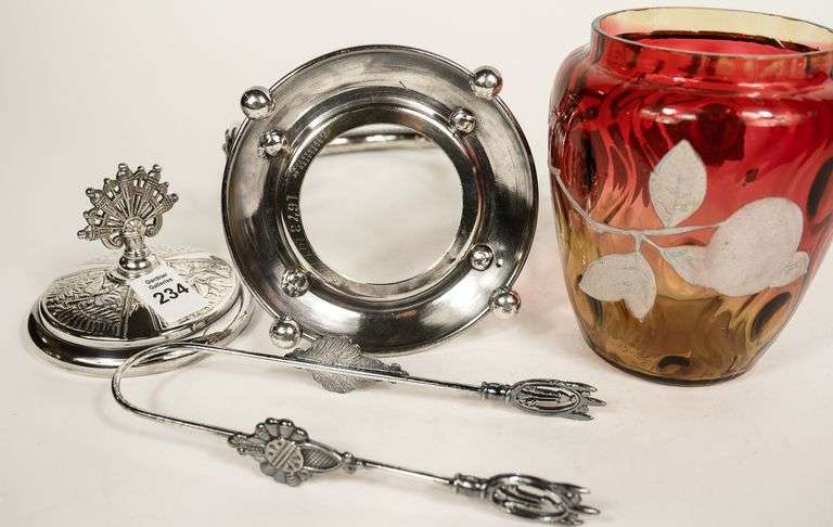 AMBERINA GLASS PICKLE CRUET