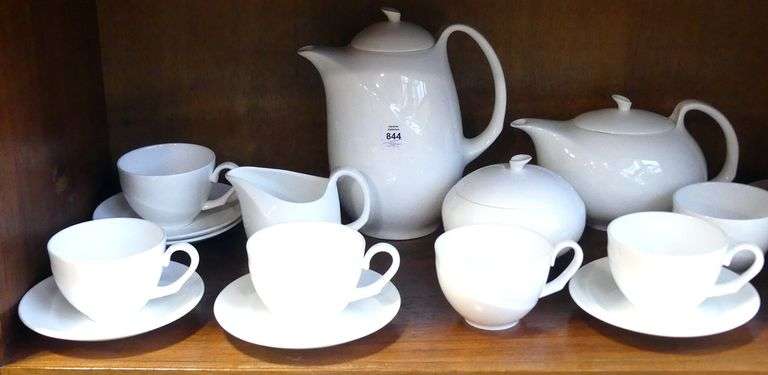 WEDGWOOD "SHAPE 225" TEA AND COFFEE SERVICE