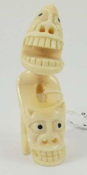 INUIT CARVING