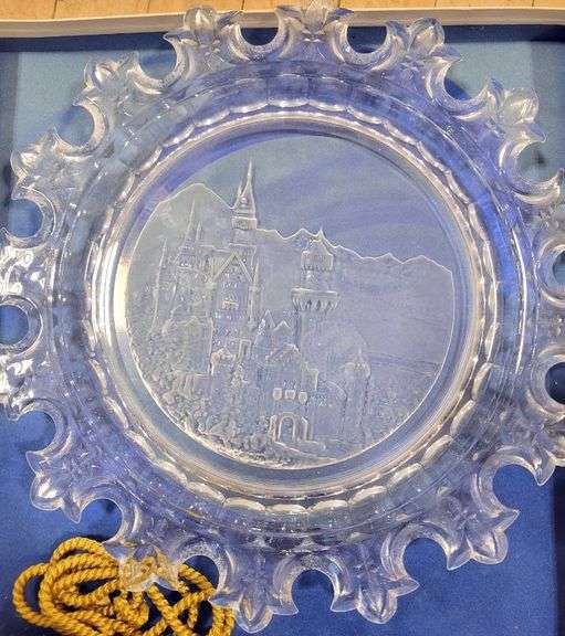 BOX LOT OF GLASSWARE