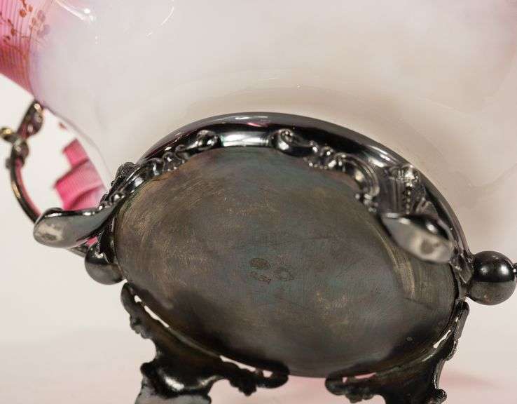 VICTORIAN BRIDE'S BASKET