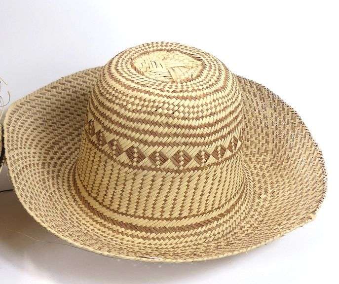 STRAW HATS