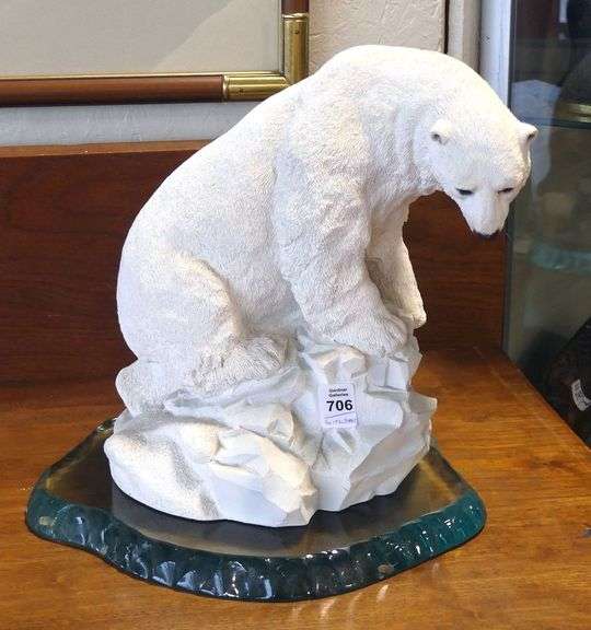 LARGE POLAR BEAR FIGURINE