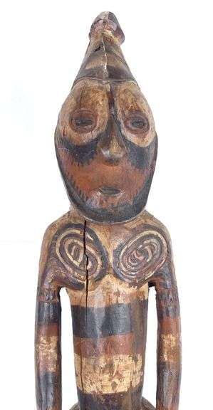 OCEANIC WOOD CARVING