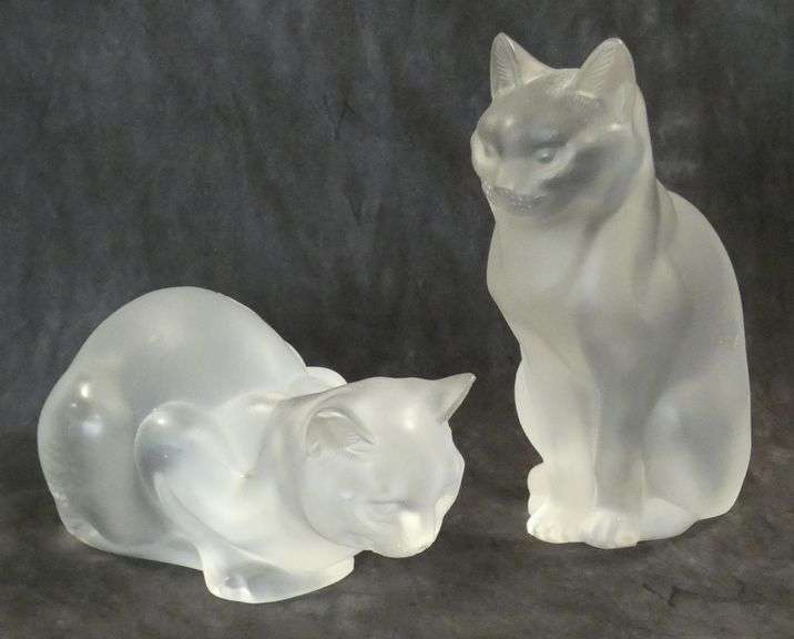 PAIR OF LALIQUE "CAT" FIGURINES