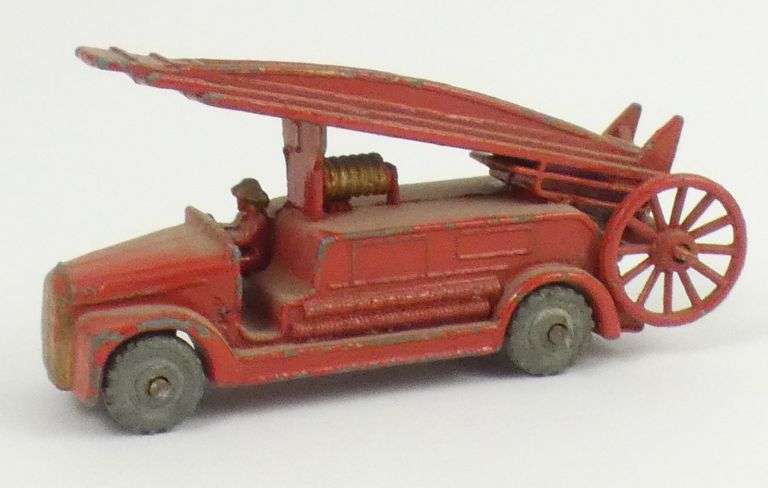 4 MOKO LESNEY DIE-CAST IN BOXES