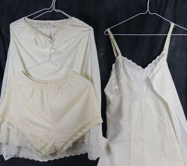 EDWARDIAN NIGHTGOWN, COTTON SLIPS & NIGHTIES