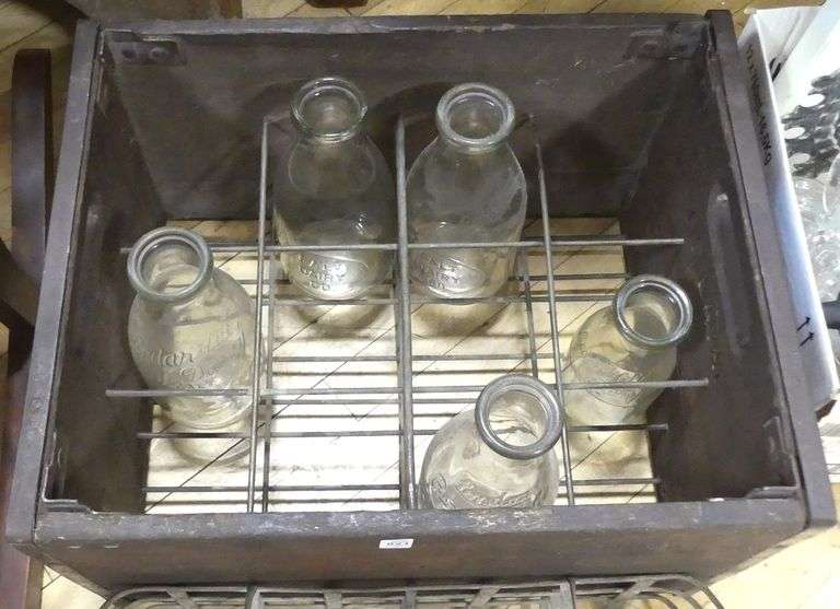 MILK CRATE WITH BOTTLES AND CARRIER