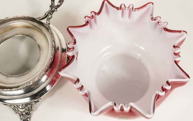 VICTORIAN BRIDE'S BASKET