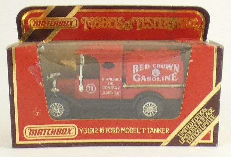 3 MODELS OF YESTERYEAR