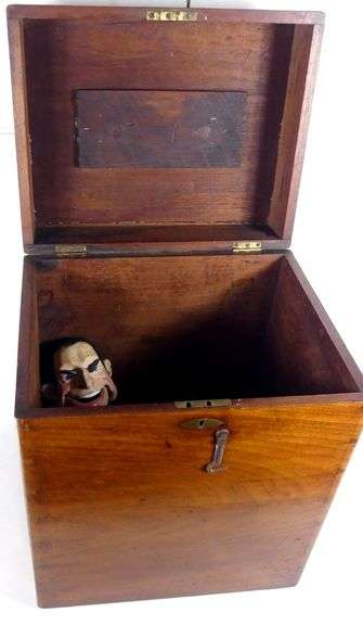 VINTAGE MARIONETTE PUPPET WITH CASE