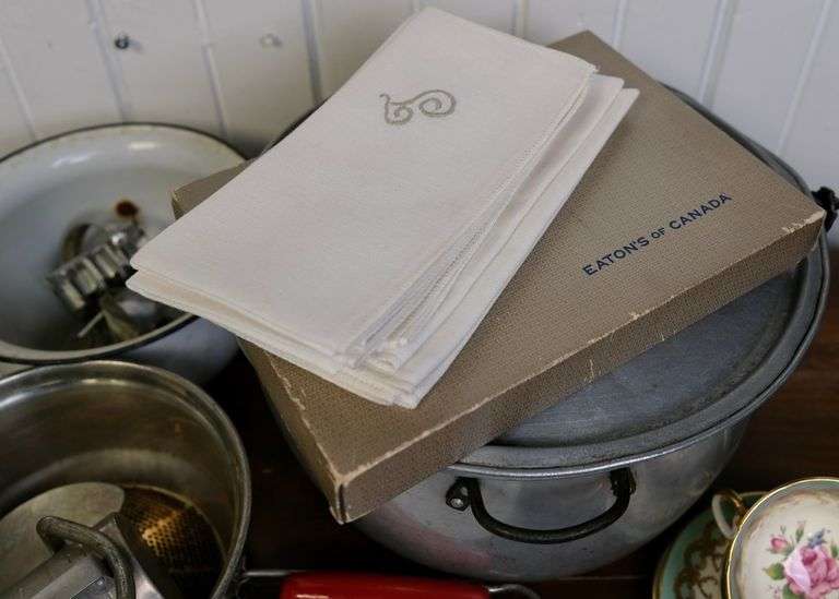 KITCHENWARE AND CHINA