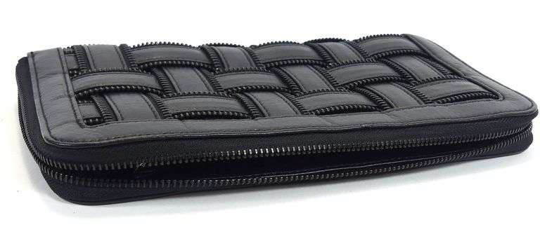 SANDRA ANGELOZZI CLUTCH BAG