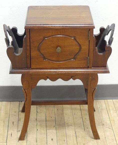 VINTAGE WALNUT TELEPHONE STAND