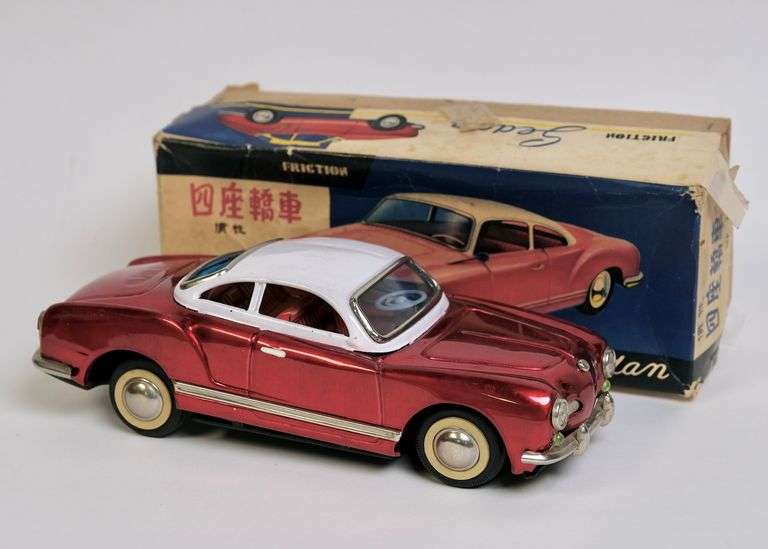 VINTAGE FRICTION CAR