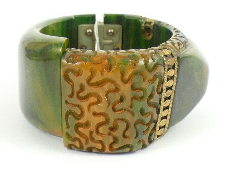 COLLECTOR'S ART DECO ERA BRACELET