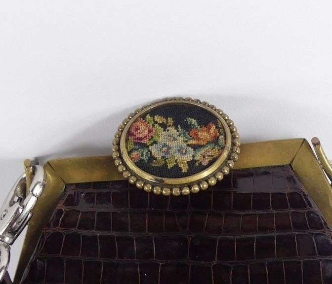 GUESS MONOGRAM PRINT SHOULDER BAG