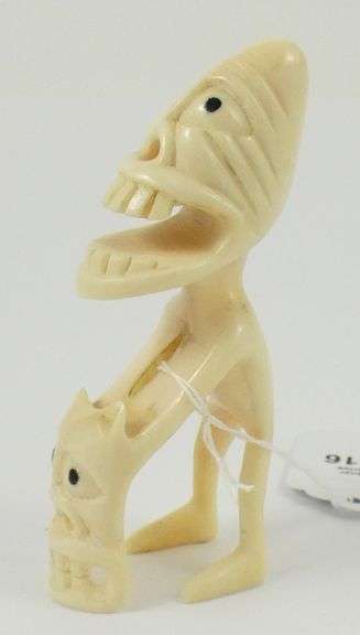 INUIT CARVING