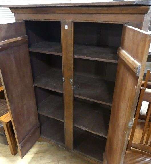 PRIMITIVE PINE CUPBOARD