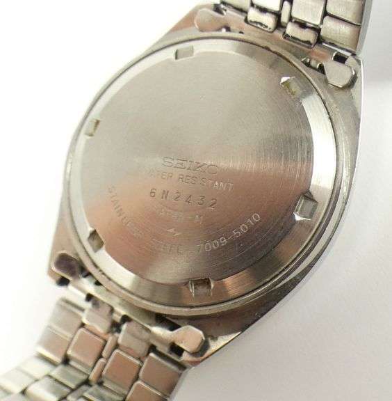 VINTAGE SEIKO WRISTWATCH