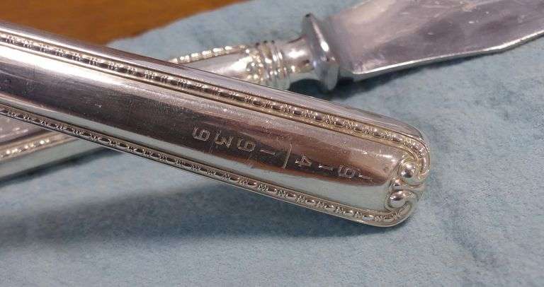 BIRKS STERLING HANDLE CARVING SET