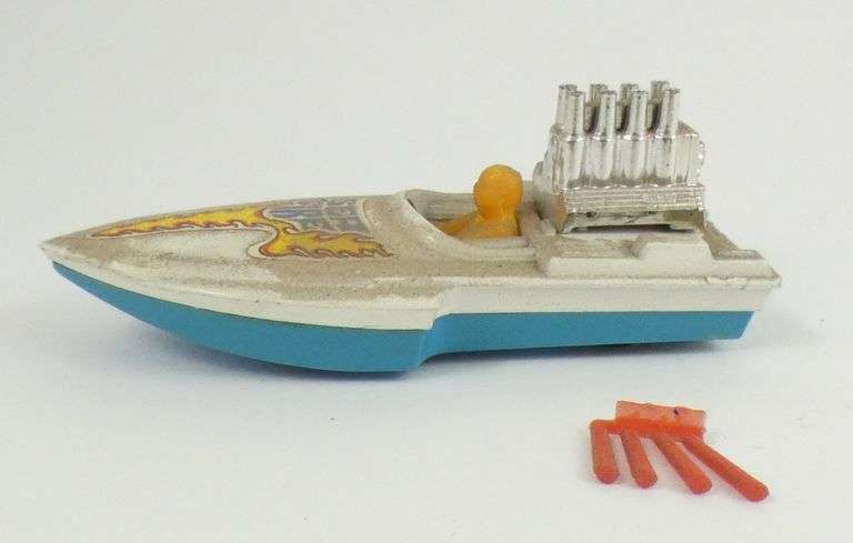 3 MATCHBOX BOATS IN BOXES