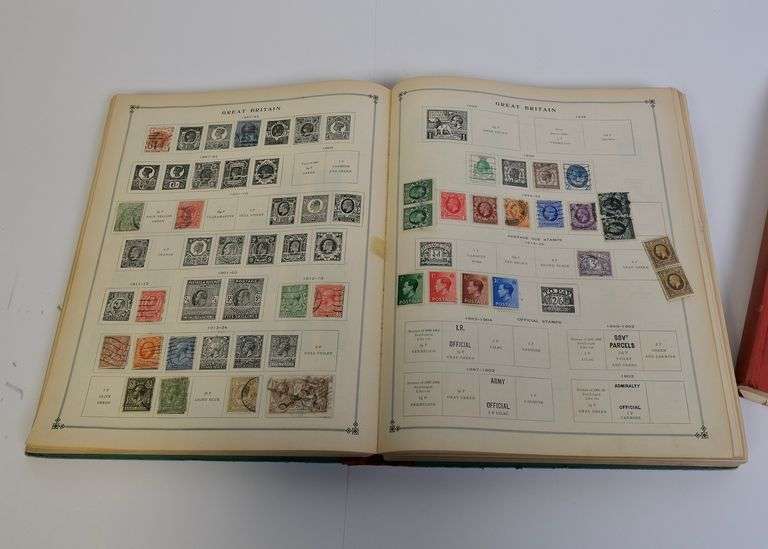 STAMP ALBUMS