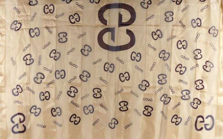 GUCCI SILK SCARF