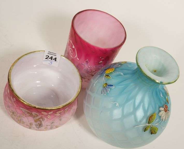 THREE PIECES OF QUILTED SATIN GLASS