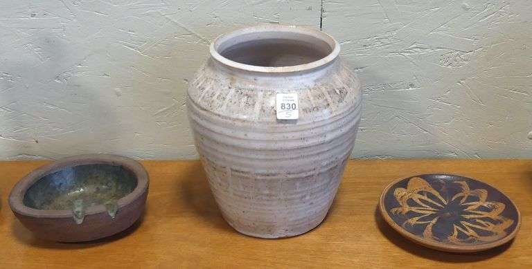 FIVE PIECES OF ART POTTERY