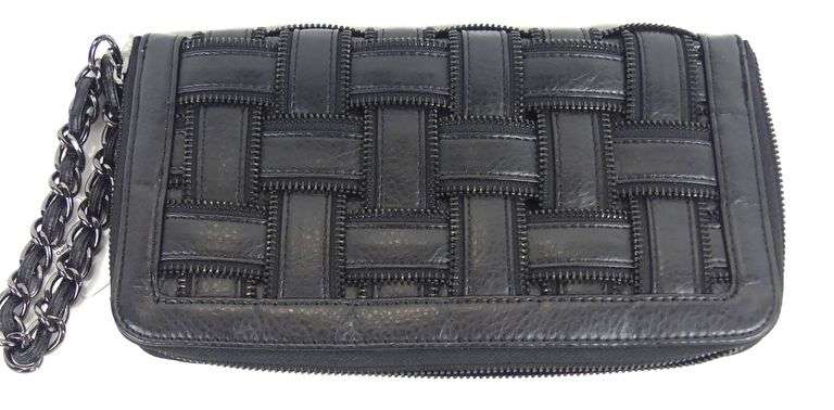 SANDRA ANGELOZZI CLUTCH BAG