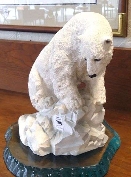 LARGE POLAR BEAR FIGURINE