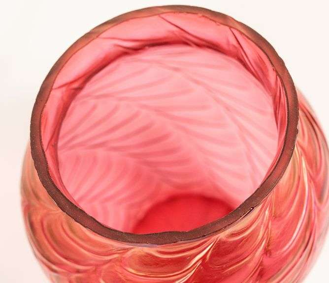 IRIDESCENT GLASS PICKLE CRUET