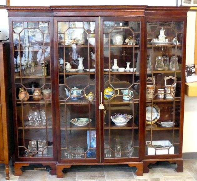 EXCEPTIONAL VICTORIAN BOOKCASE