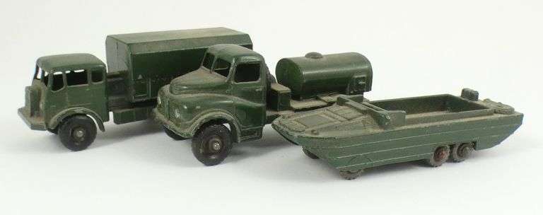 9 LESNEY/MATCHBOX MILITARY DIE-CAST